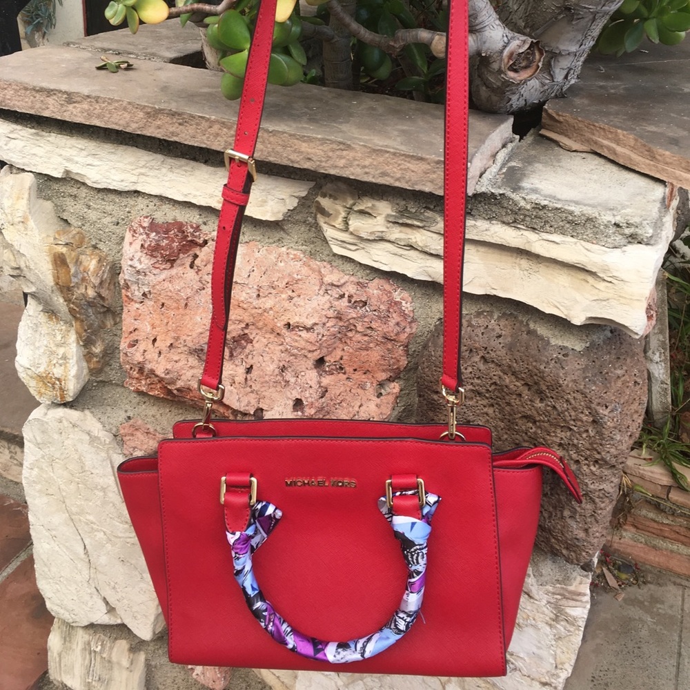 Michael Kors authentic